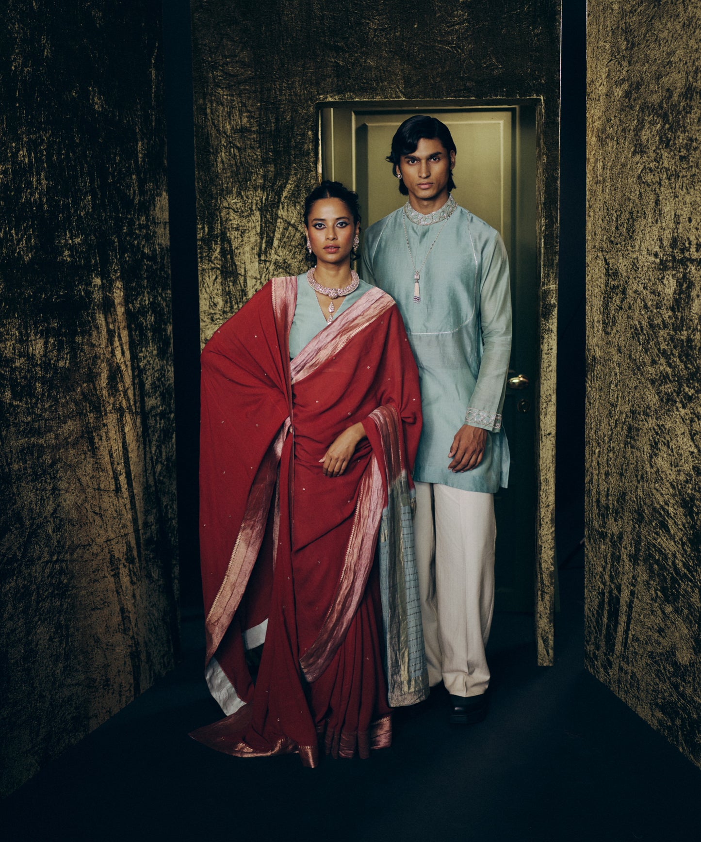 Vaidehi Saree Set in Laal