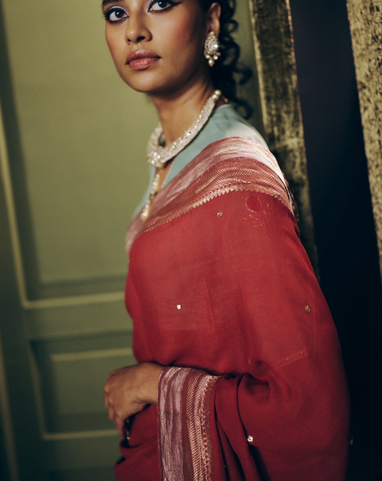 Vaidehi Saree Set in Laal
